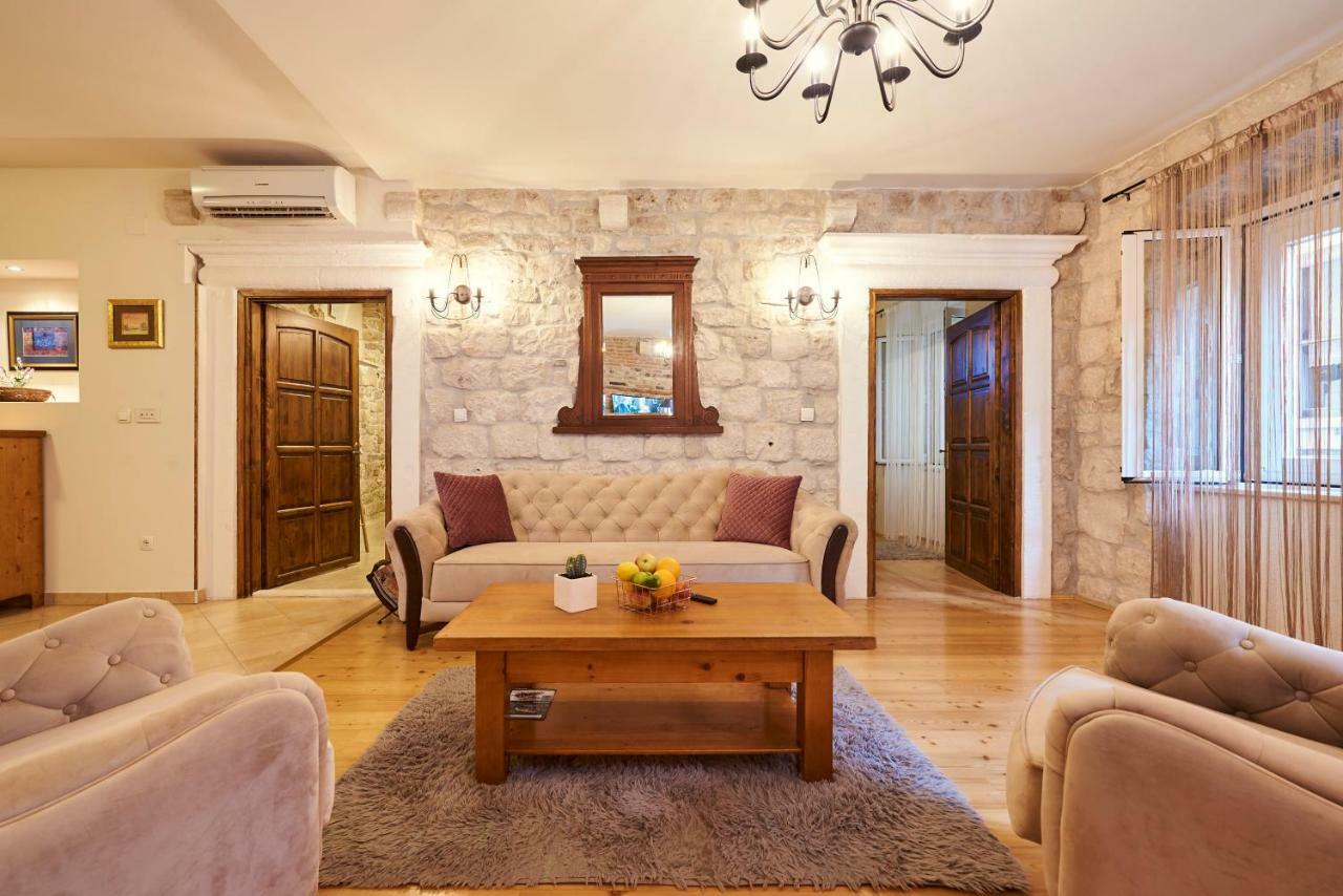 Apartment Capo Residence - Old Town - Parking Trogir Exteriér fotografie
