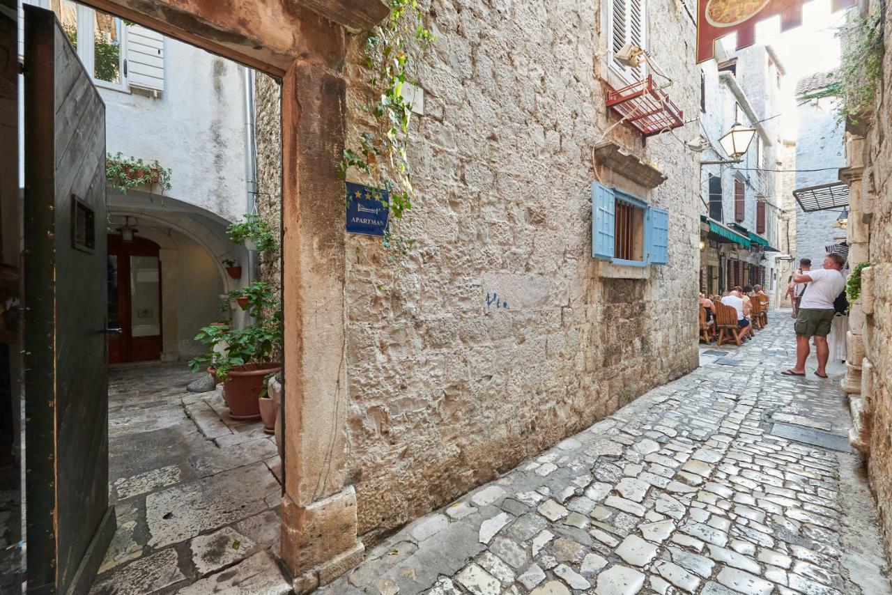 Apartment Capo Residence - Old Town - Parking Trogir Exteriér fotografie